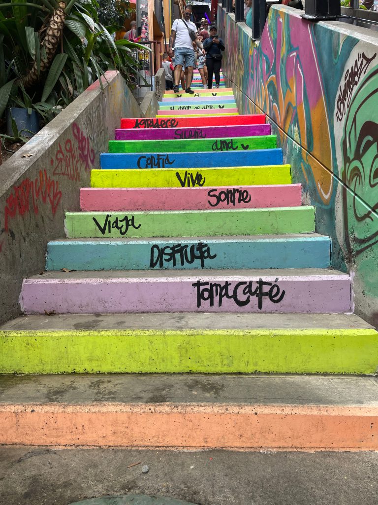 TOUR GRAFFITI COMUNA 13
Conoce lo nuevo de Medellín