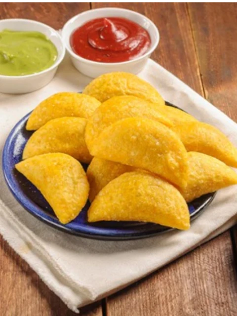 Cultura Arte y Gastronomía 3 Empanadas paisas
