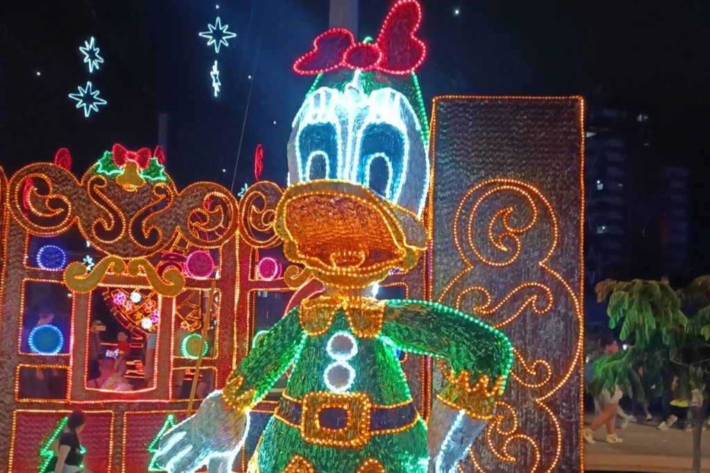 Fiestas Y Tradición 3 Luces en medellin