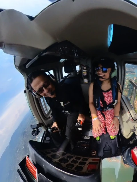 Guatapé Experiencia en Helicóptero 2 Tour en helicoptero Medellin